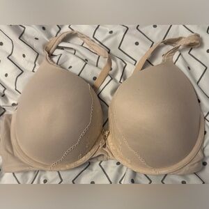 Victoria's Secret Nude Lace Bra